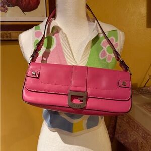 Vibtage- Guess Y2K- Pink Purse/ Bag